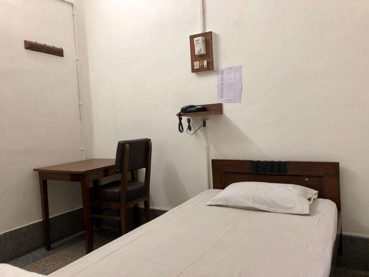 Hotel Saluja Siliguri Extérieur photo