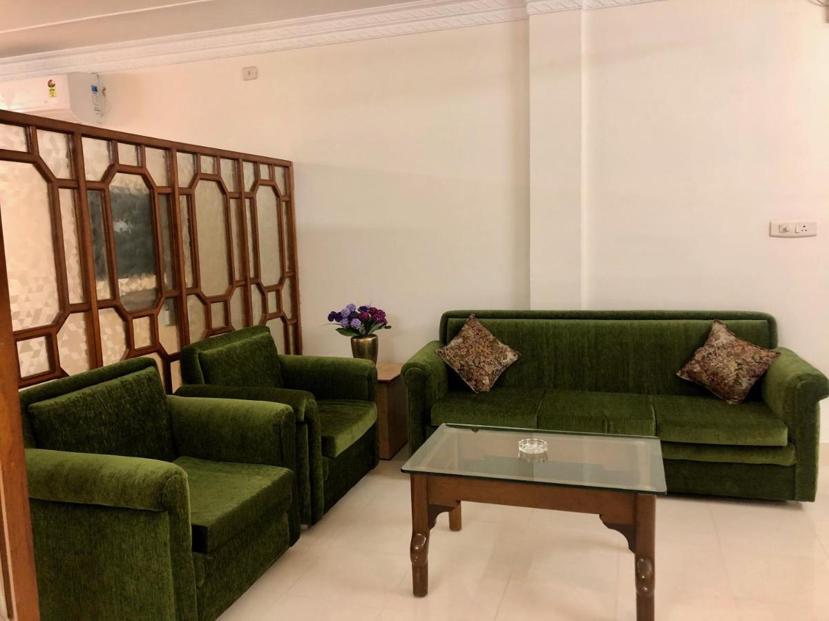 Hotel Saluja Siliguri Extérieur photo
