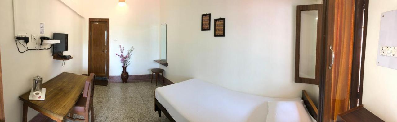 Hotel Saluja Siliguri Extérieur photo