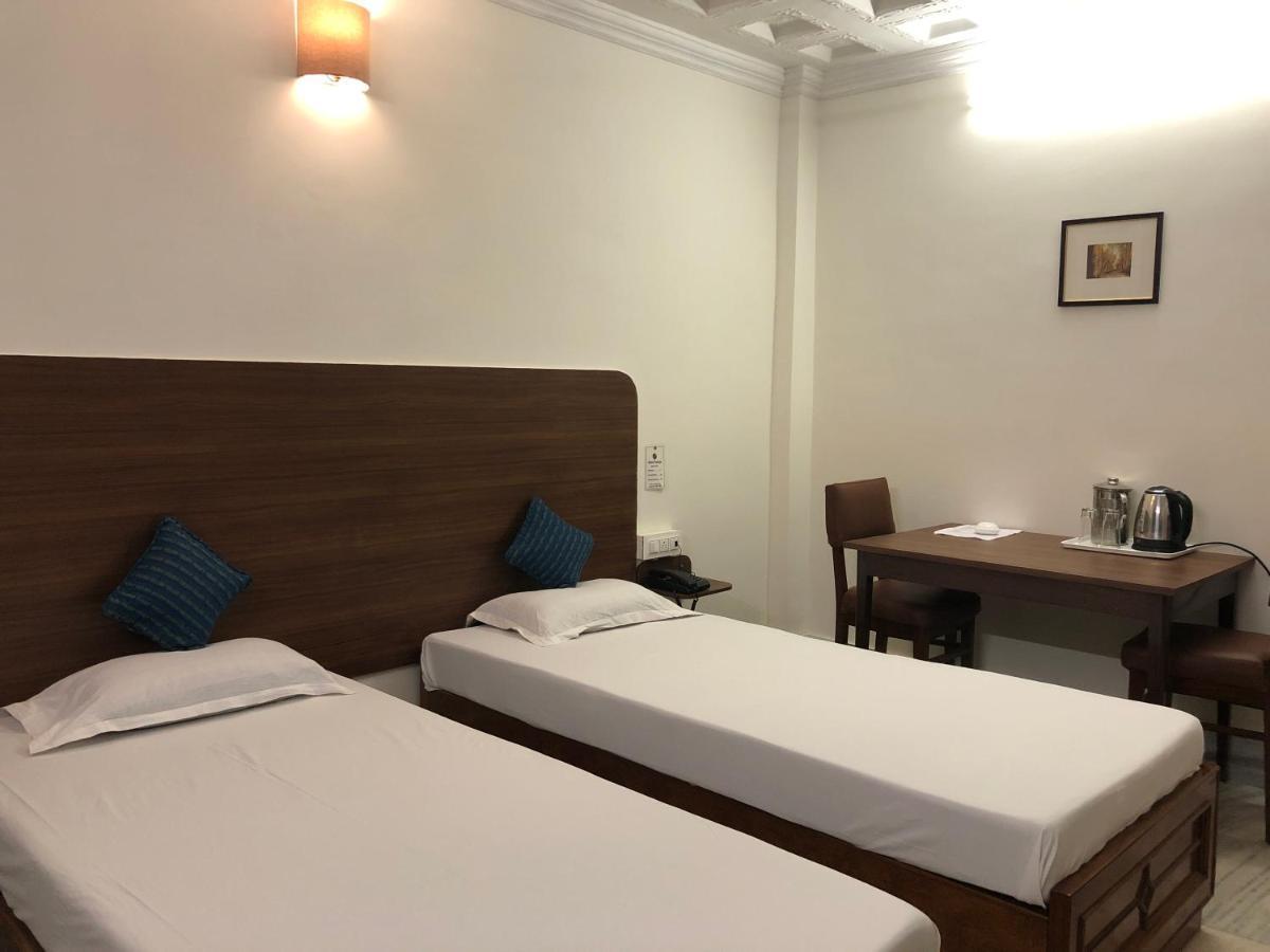 Hotel Saluja Siliguri Extérieur photo