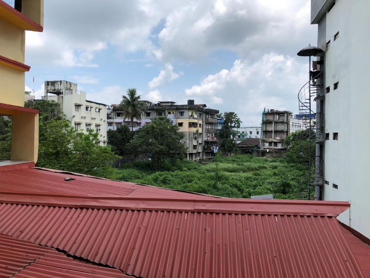 Hotel Saluja Siliguri Extérieur photo