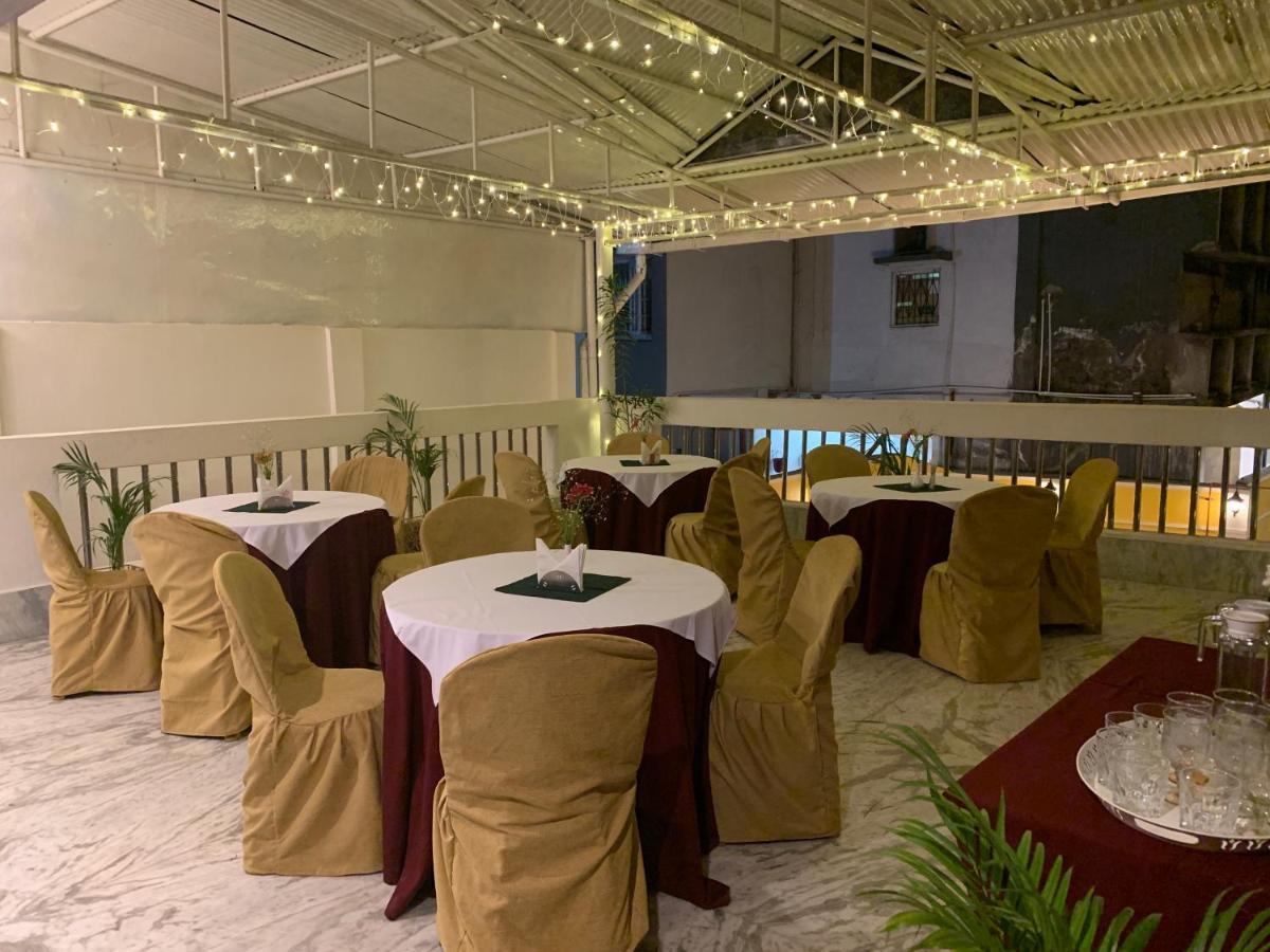 Hotel Saluja Siliguri Extérieur photo