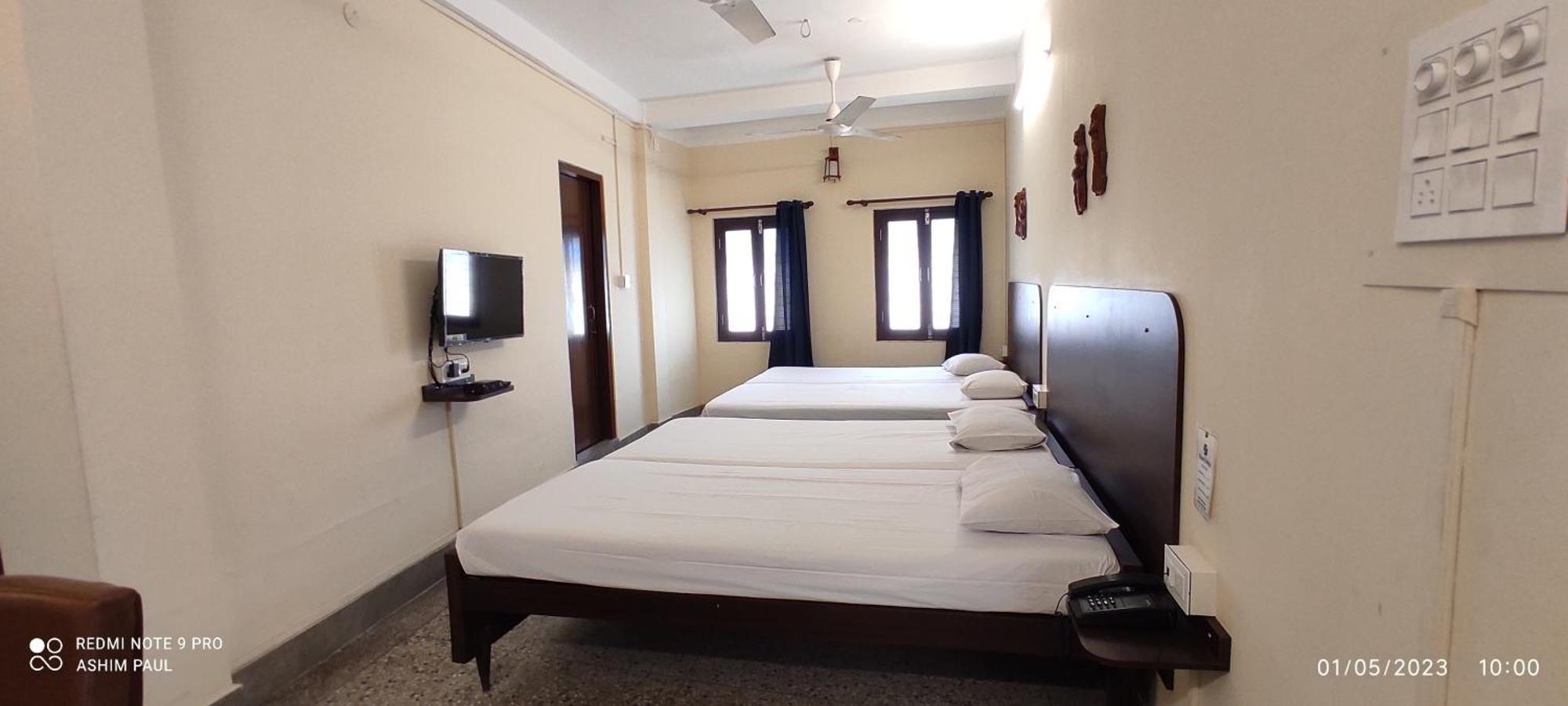 Hotel Saluja Siliguri Extérieur photo