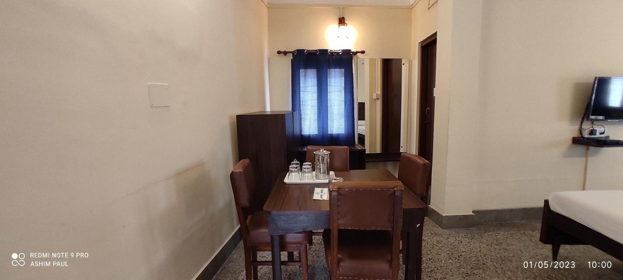 Hotel Saluja Siliguri Extérieur photo