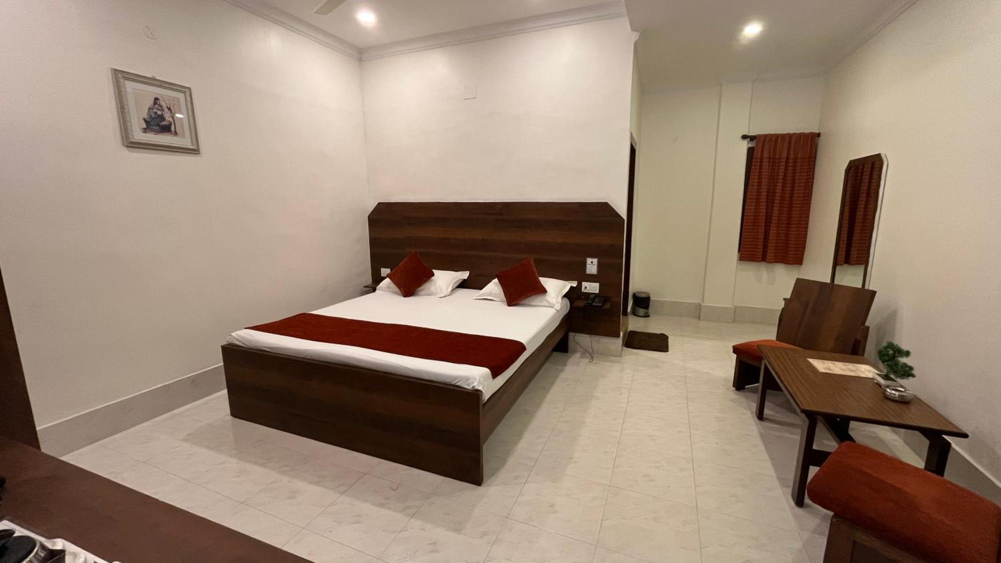 Hotel Saluja Siliguri Extérieur photo