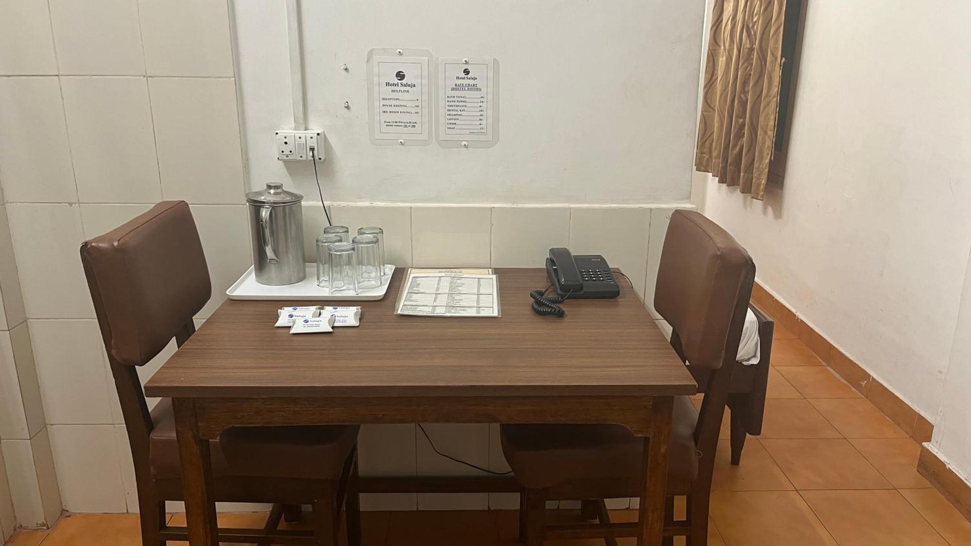 Hotel Saluja Siliguri Extérieur photo