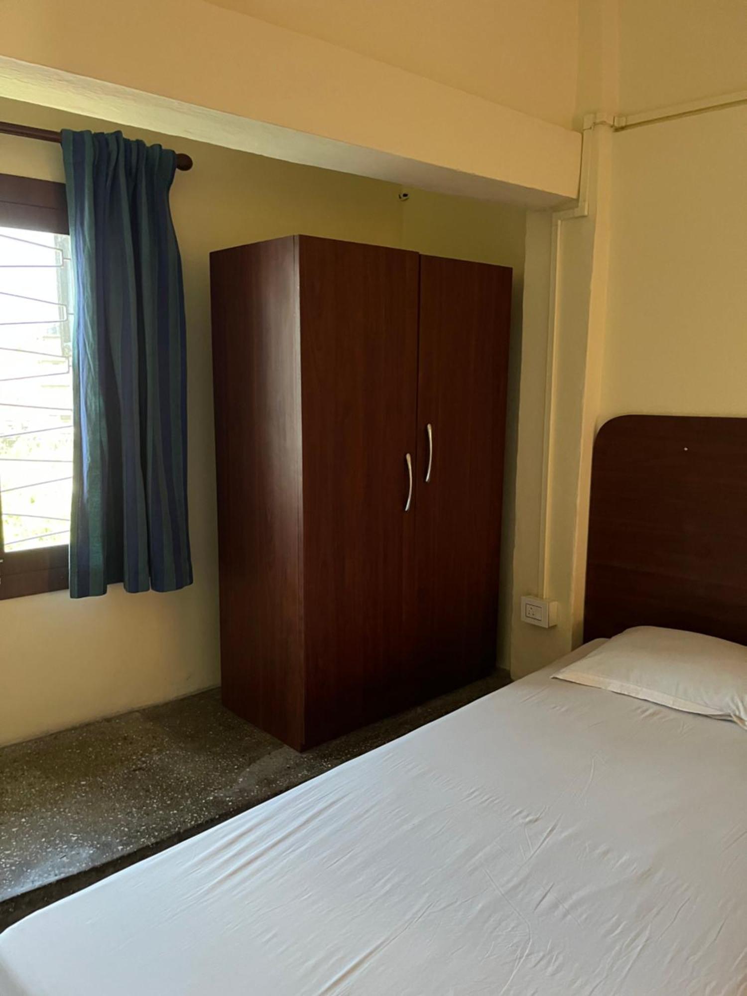 Hotel Saluja Siliguri Extérieur photo