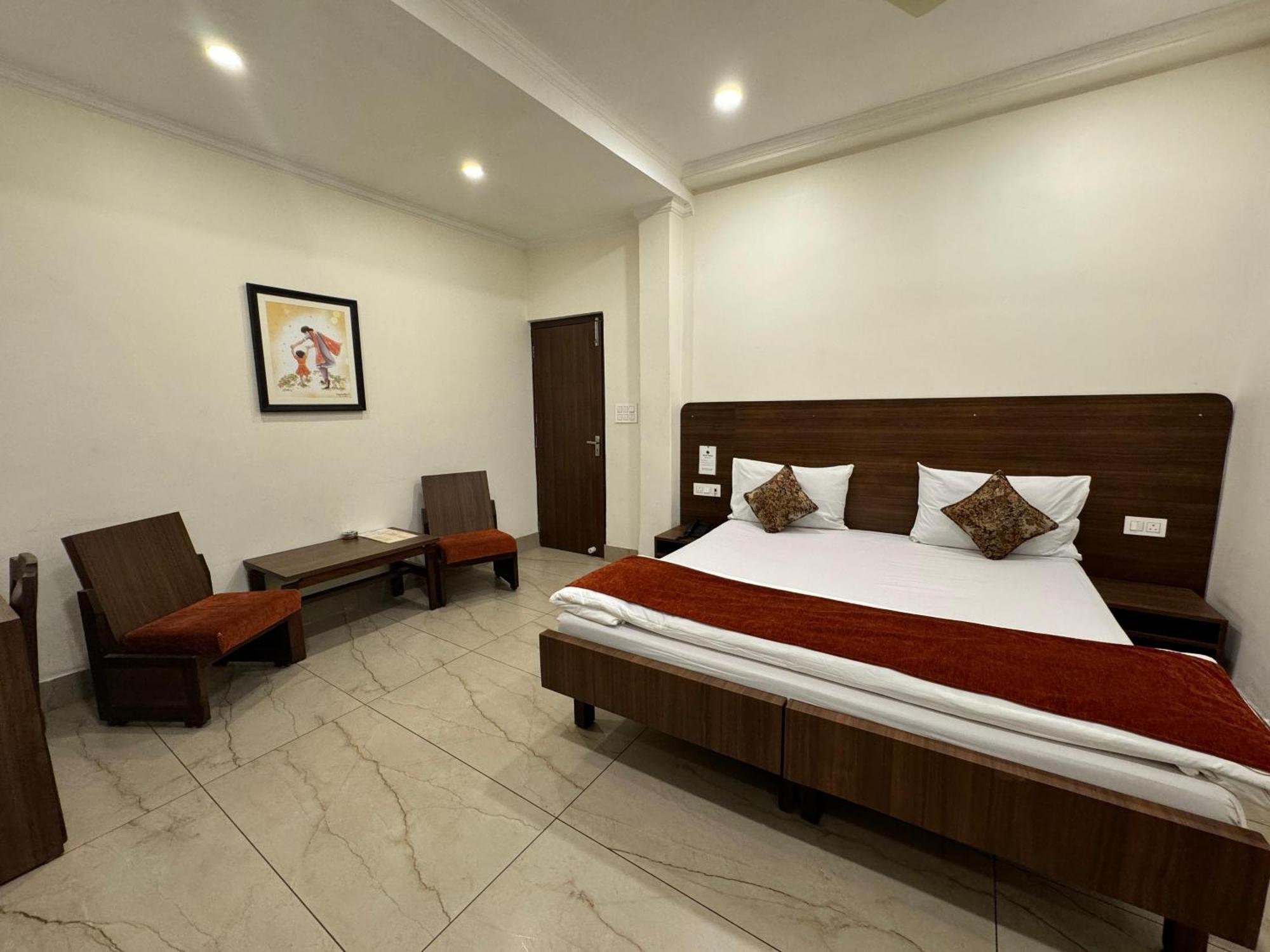 Hotel Saluja Siliguri Extérieur photo